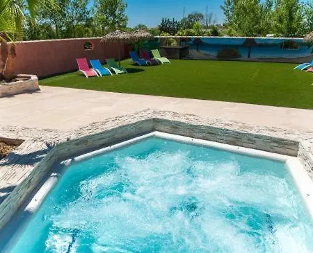 캠프장 Mobil Climatise Avec Terrasse Dans L'escale, Calme, A 20 Mn A Pied De La 아그