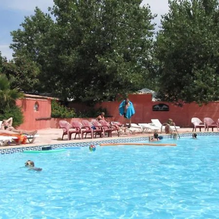 Mobil Climatise Avec Terrasse Dans L'escale, Calme, A 20 Mn A Pied De La * 아그