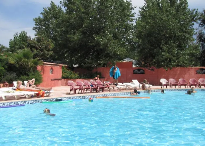Mobil Climatise Avec Terrasse Dans L'escale, Calme, A 20 Mn A Pied De La * Агд